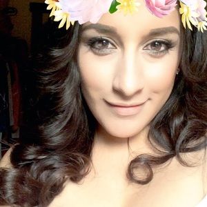 Meet your Posher, Marcela