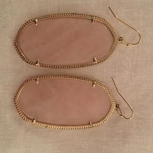 Kendra Scott Danielle drop earrings in rose quartz