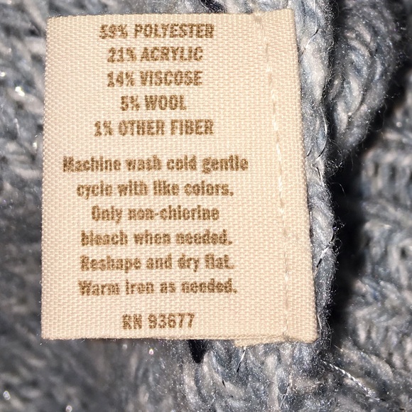 Decree Cable Knit Sweater - Picture 3 of 6