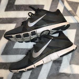 Men's Sz 10.5 Nike Free Run 5.0