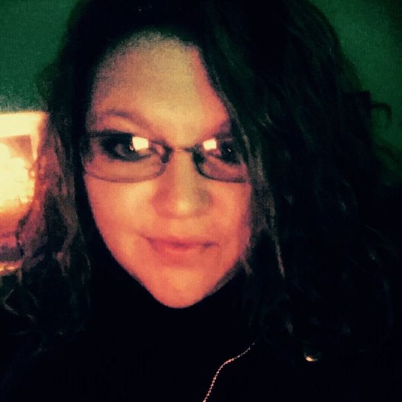Meet your Posher, Lindseymae - Picture 1 of 1