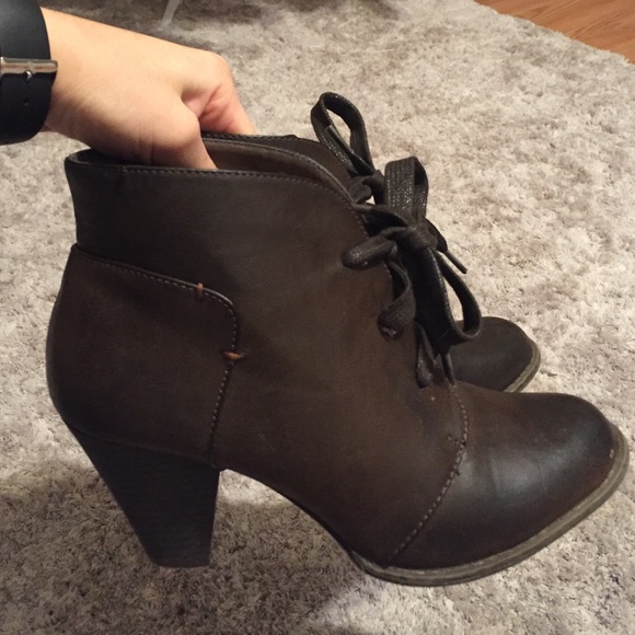 Chocolate brown Forever 21 bootie