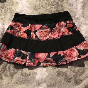 Lululemon skirt