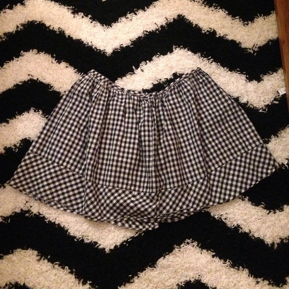 White and Navy Gingham Skirt