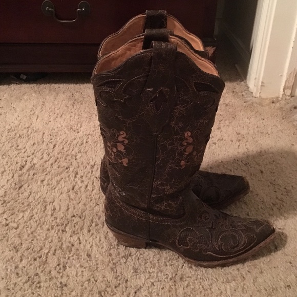Corral vintage brown cowboy boots
