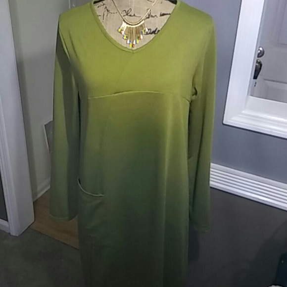 Retro green dress w/side front pocket