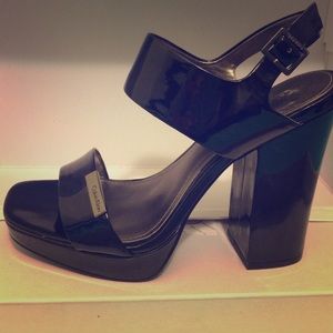 Calvin Klein Vena Patent