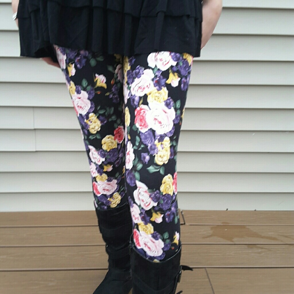 NEW Floral leggings