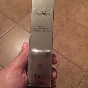 Practically new! Glow Maximizer