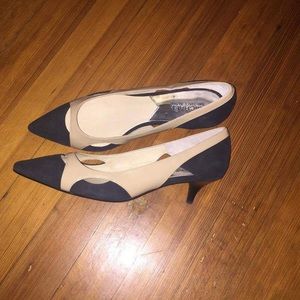 Michael Kors flats wth small heel