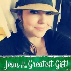 Meet your Posher, Noelle