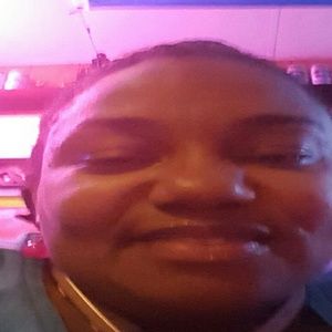 Meet your Posher, Yolanda