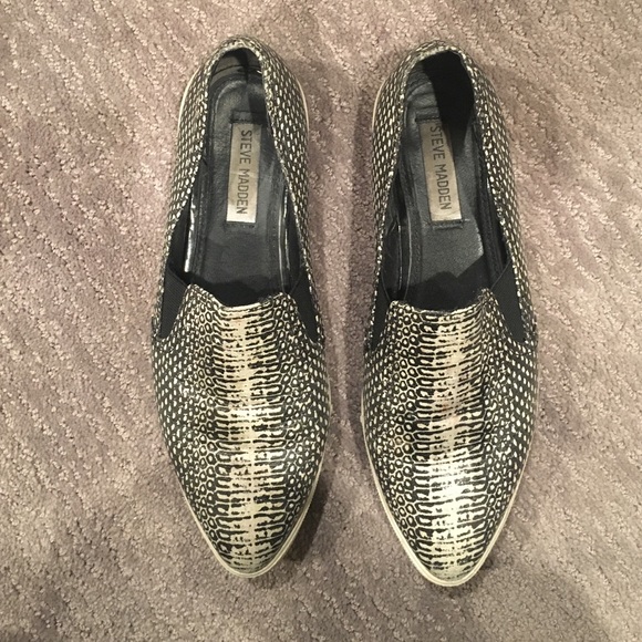 Black and White Steve Madden shoes!