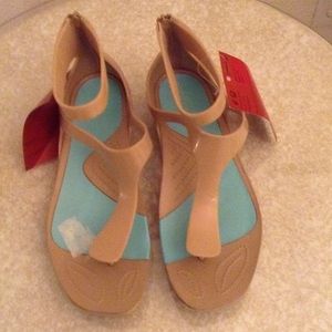 Crocs by STEFANO FURIANI Sandals with zipper Sz 7