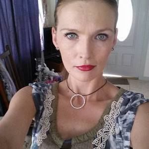 Meet your Posher, Marina