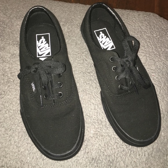 NEW Vans Black Era