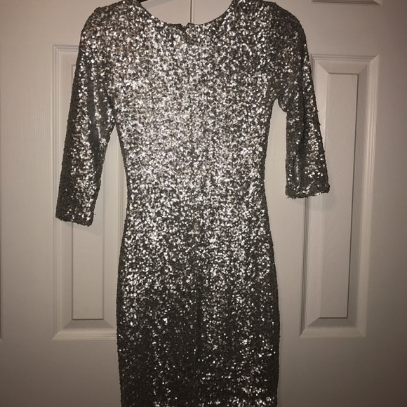 Worn once, perfect NYE dress!