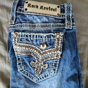 Boot Cut Rock Revival 26/32