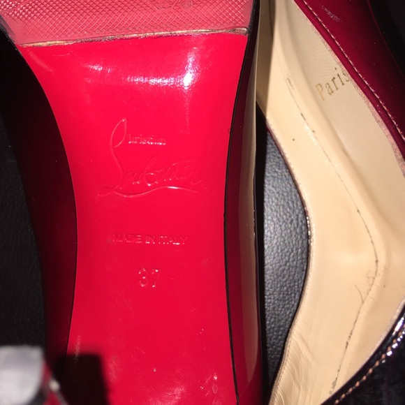 Christian Louboutin - Picture 3 of 4