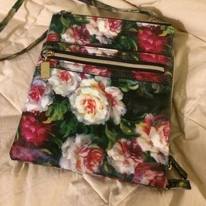 S & CO. Cross Body Bag