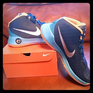 KD's (Kevin Durant) Trey 5 III Men's