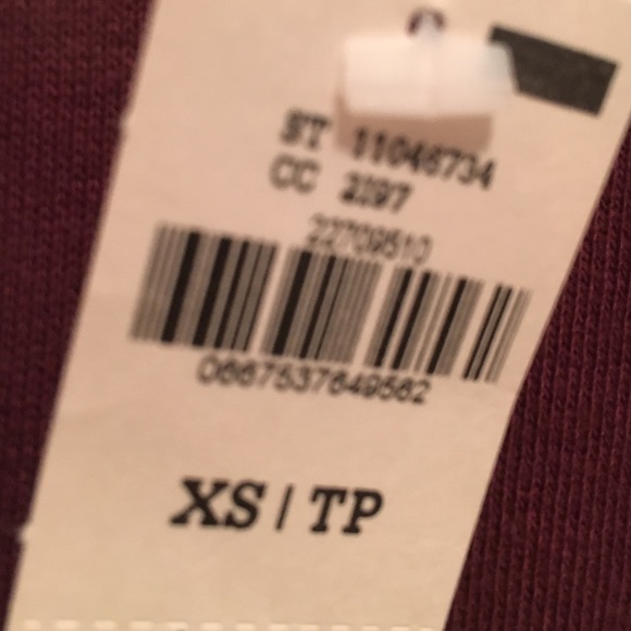 vs pink pullover - Picture 4 of 4