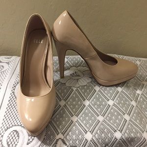 Elle Nude Platform Pumps