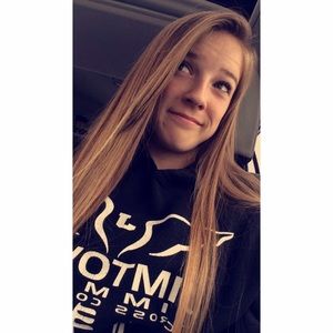 Meet your Posher, Macie