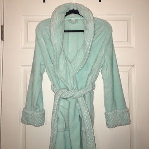 Light blue, long Sonoma robe