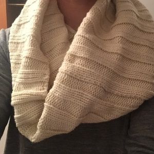 Infinity scarf