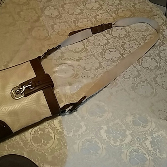 NWOT Chaps Crossbody - Picture 4 of 4