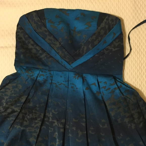 Black and blue dress - Picture 3 of 3