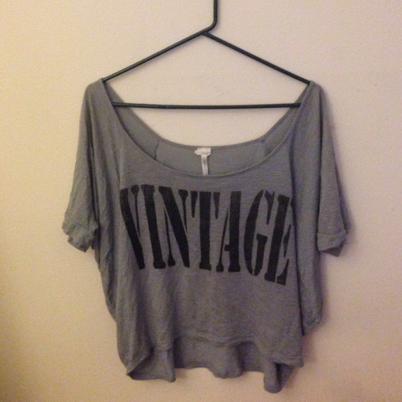 Brandy Melville Tops - 🔥Vintage half sleeve shirt🔥