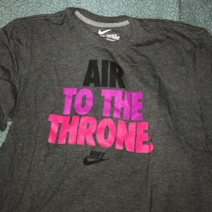 Gray Nike tshirt