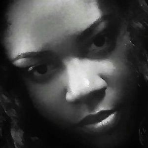 Meet your Posher, Flora