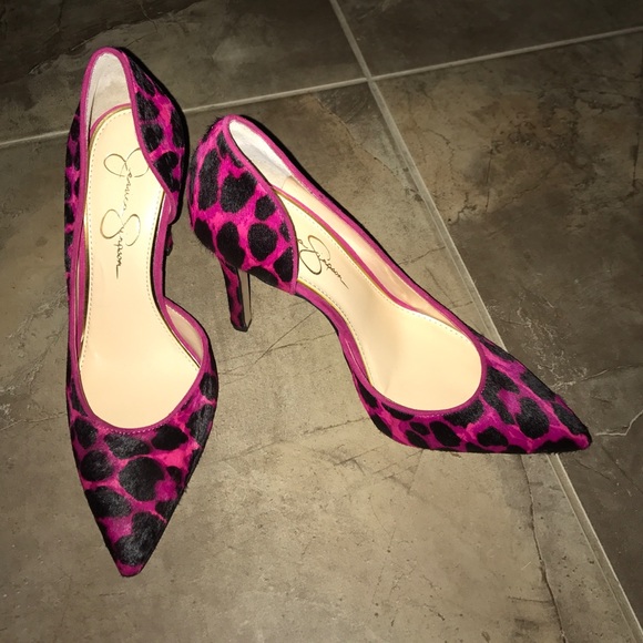 Jessica Simpson magenta leopard hair pumps
