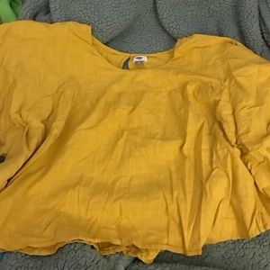 Gold flowy blouse, never worn