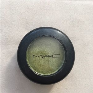 MAC eyeshadow in Lucky Green