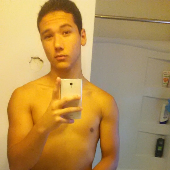 Meet your Posher, Derek - Picture 1 of 1