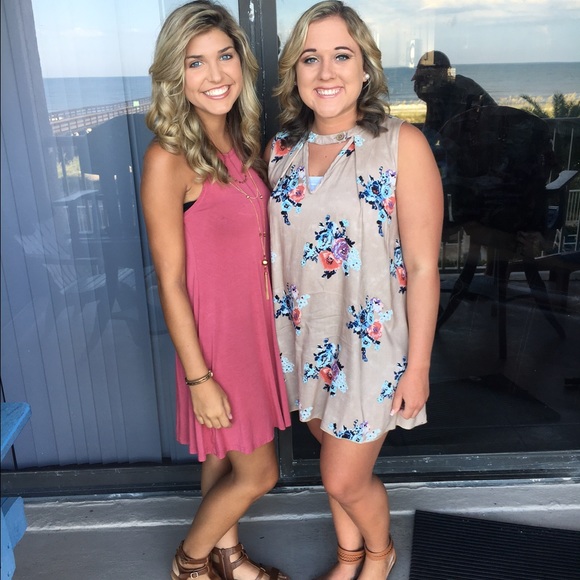 Meet your Posher, Tori - Picture 1 of 1