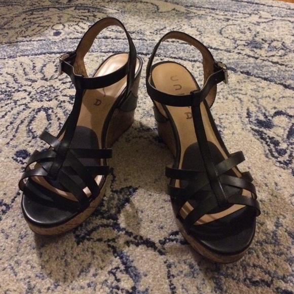 Unisa Wedges