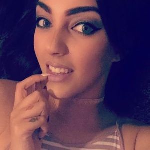 Meet your Posher, Sabrina