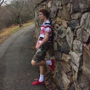 Meet your Posher, Desmond