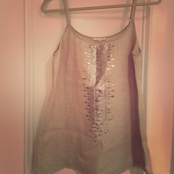 Sleeveless linen top