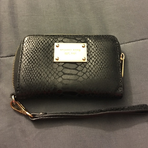Michael Kors iPhone 5S Wristlet