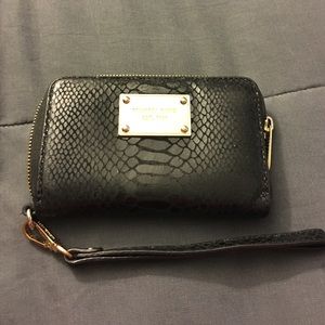 Michael Kors iPhone 5S Wristlet