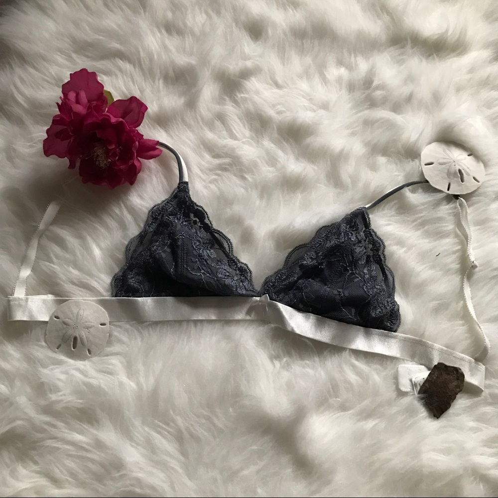 NEW💓 Gray Lace Bralette For Love & Lemons