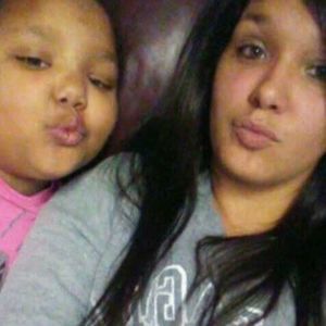 Meet your Posher, Connellia