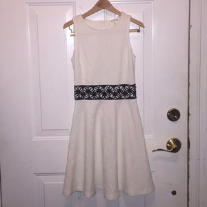 Sleeveless cocktail dress by Montreal.Gently used