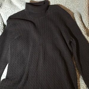 Black patterned turtleneck